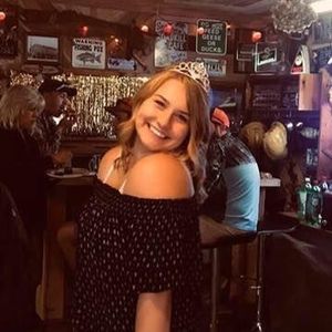 Meet your Posher, Mickie